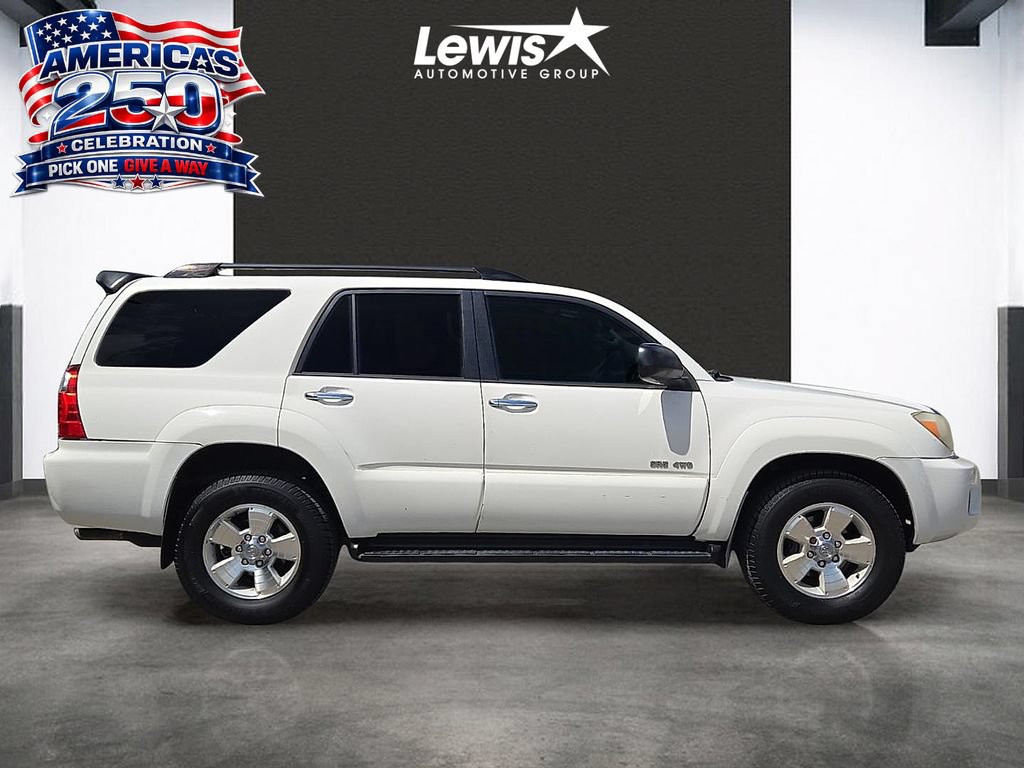 Used 2006 Toyota 4Runner SR5 AWD/4WD image 5