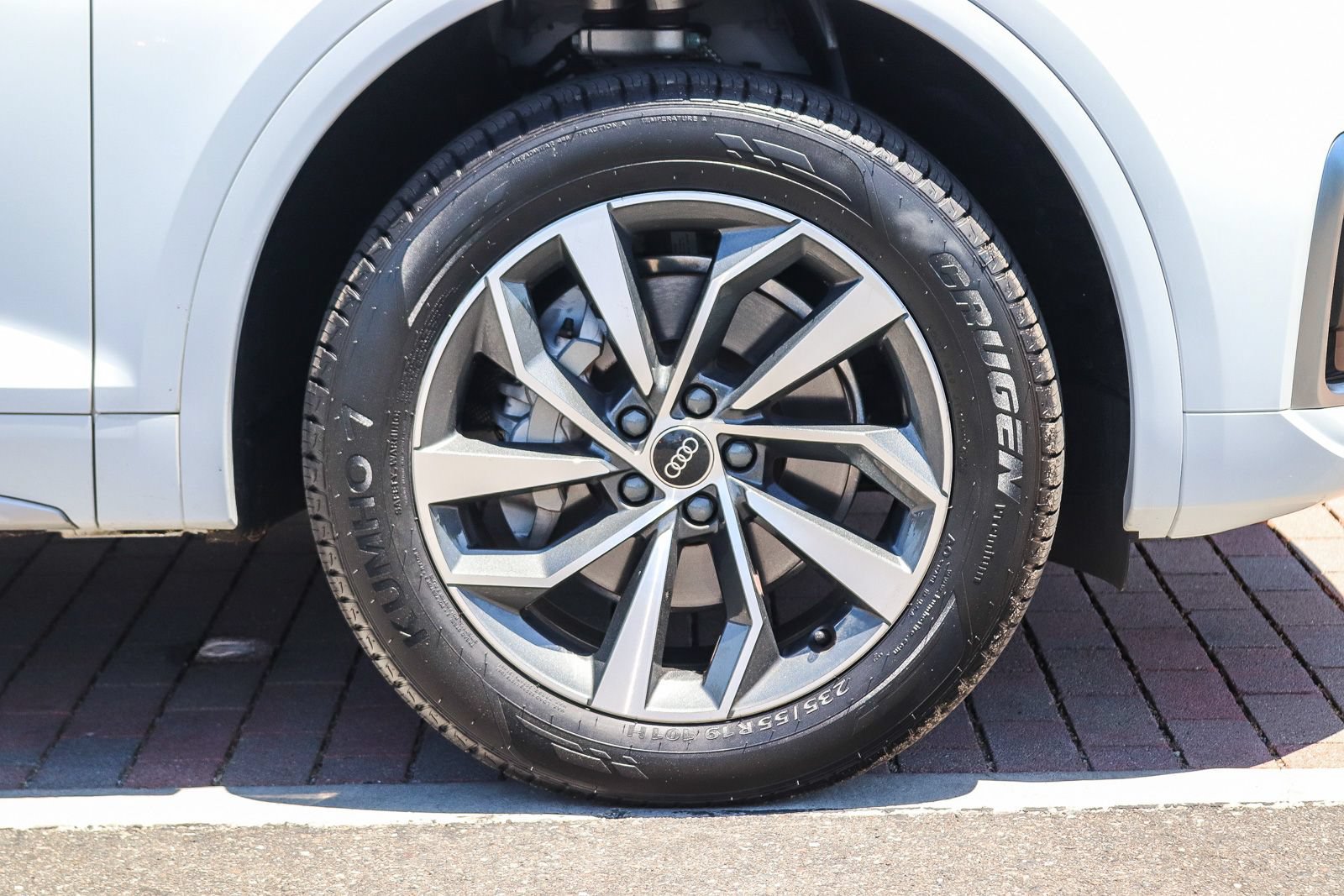 Certified 2023 Audi Q5 2.0T Premium w/ Convenience Package AWD/4WD image 11