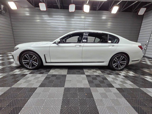Used 2021 BMW 750i xDrive w/ M Sport Package AWD/4WD image 8