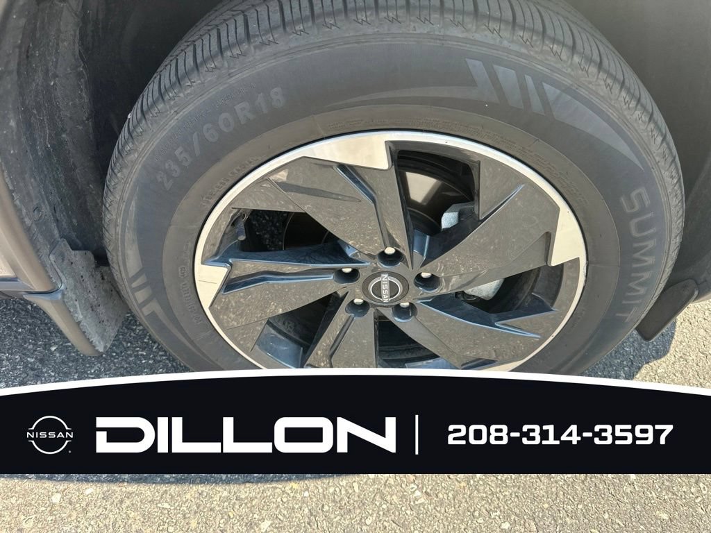 Certified 2025 Nissan Rogue SV AWD/4WD image 22