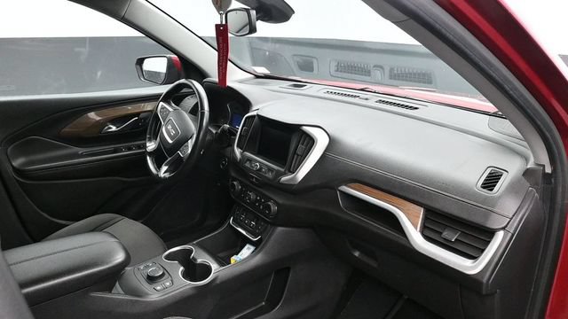 Used 2020 GMC Terrain SLE w/ Driver Convenience Package AWD/4WD image 10