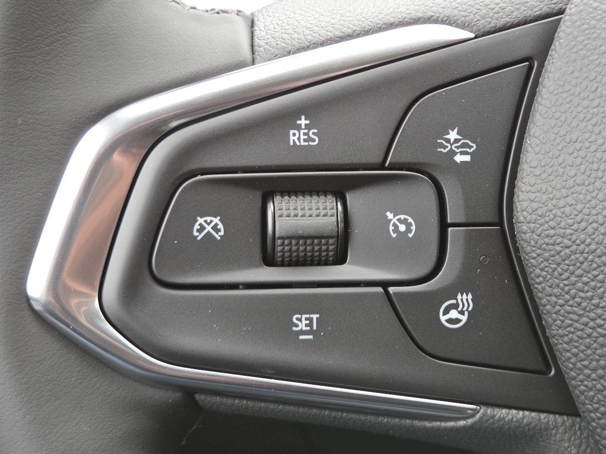 New 2026 Chevrolet Trax LT w/ Driver Confidence Package FWD image 30