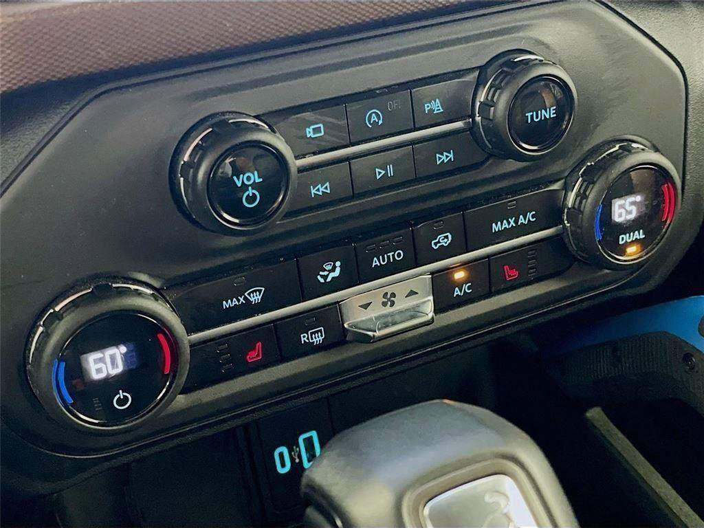 Used 2023 Ford Bronco Outer Banks image 19