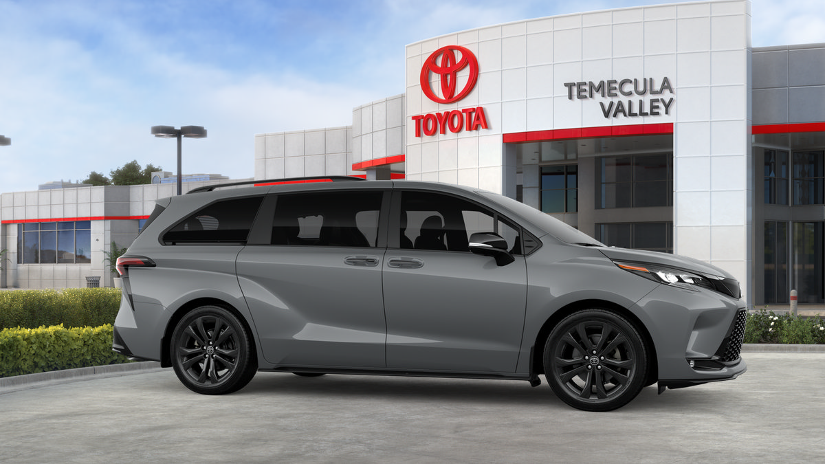 New 2026 Toyota Sienna XSE FWD image 15