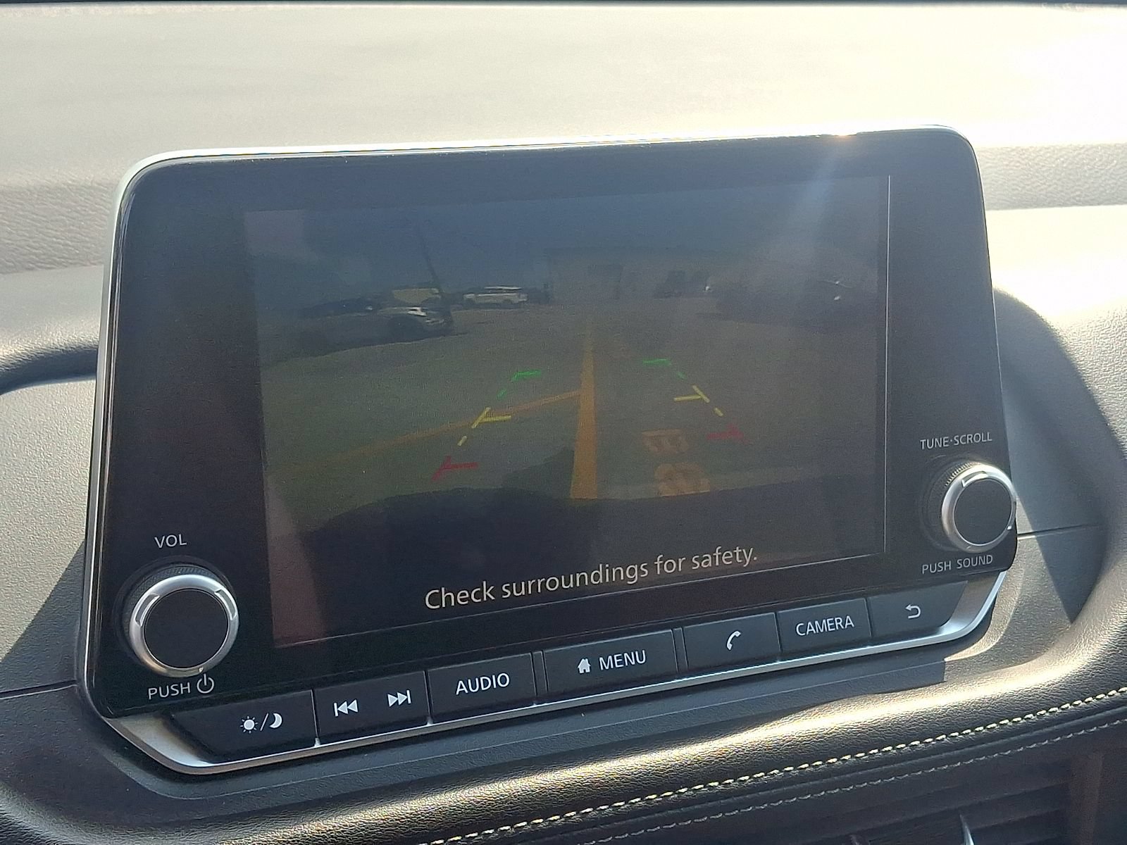 Used 2024 Nissan Rogue SV AWD/4WD image 16