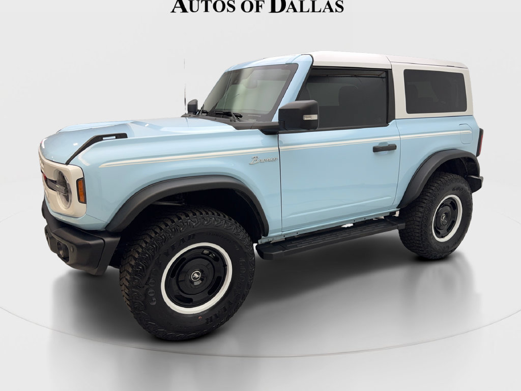 Used 2024 Ford Bronco Heritage Edition AWD/4WD image 3