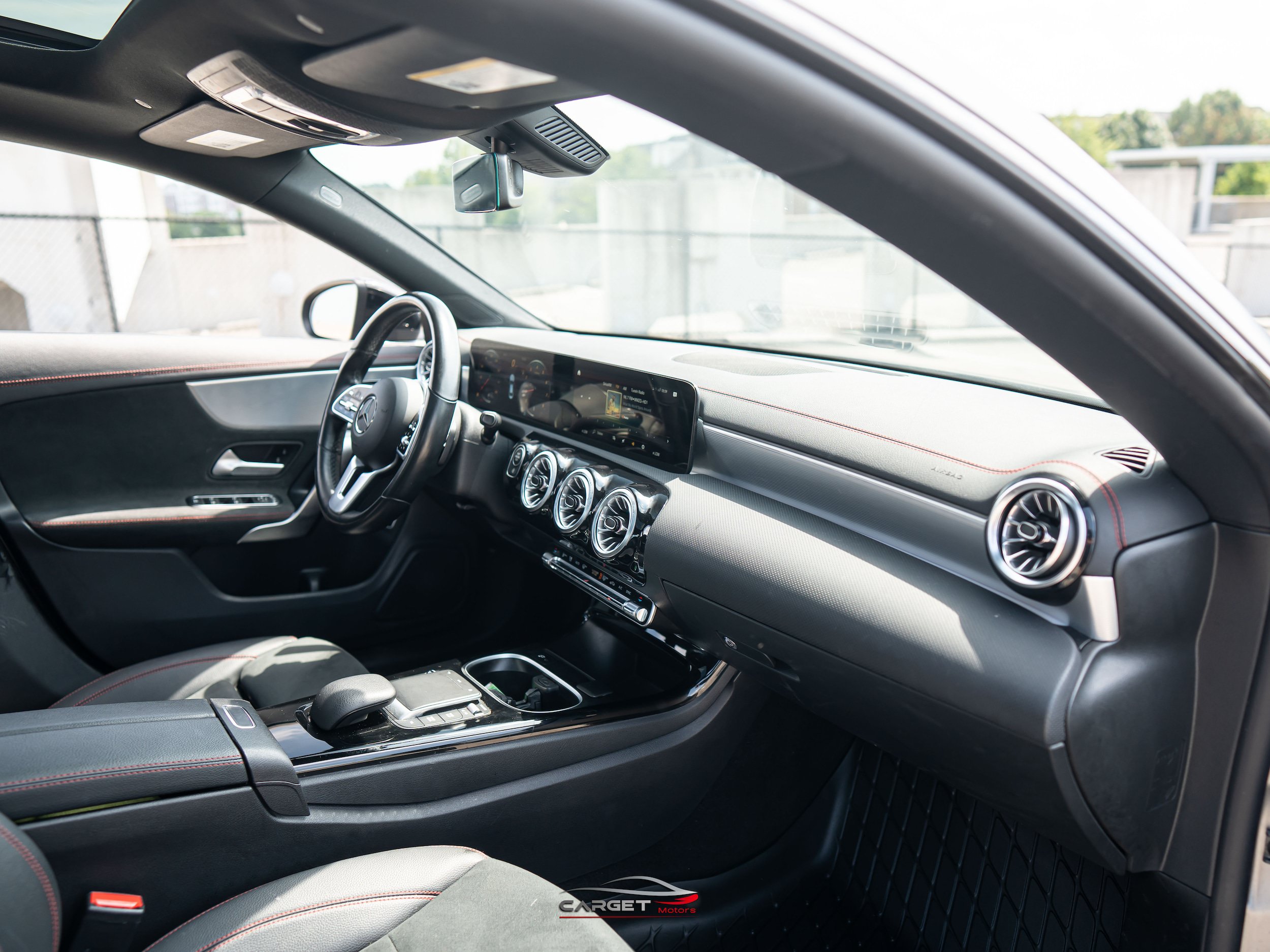 Used 2022 Mercedes-Benz CLA 250 4MATIC image 15