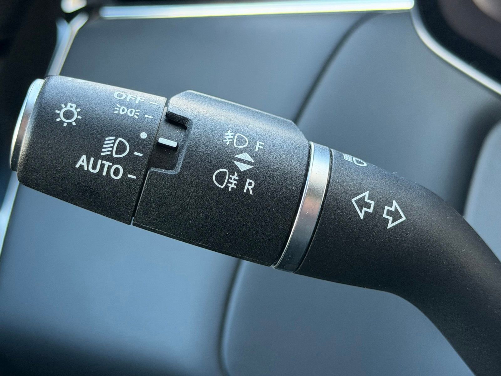 Used 2024 Land Rover Range Rover Sport Dynamic SE image 13