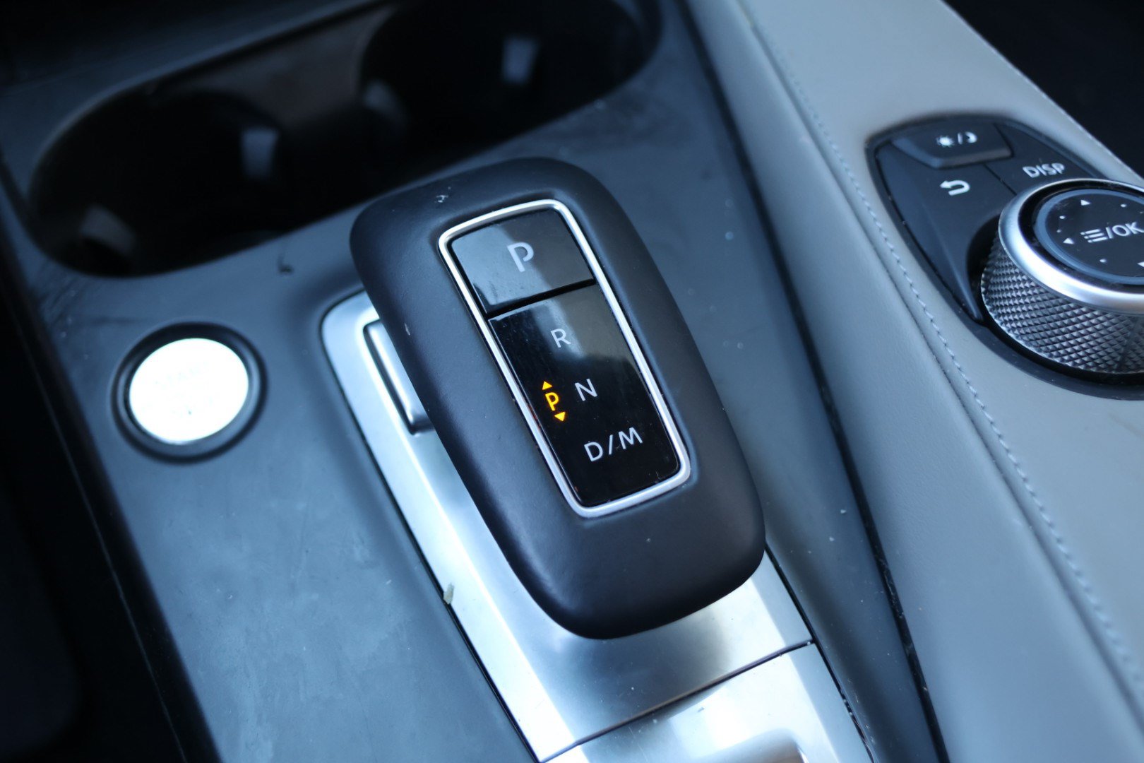 Used 2024 INFINITI QX50 Luxe FWD image 24
