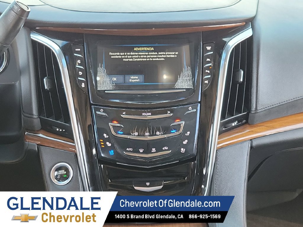 Certified 2017 Cadillac Escalade Luxury AWD/4WD image 17