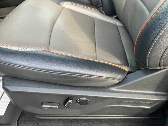 Used 2025 Ford F150 Lariat w/ Equipment Group 502A High AWD/4WD image 16