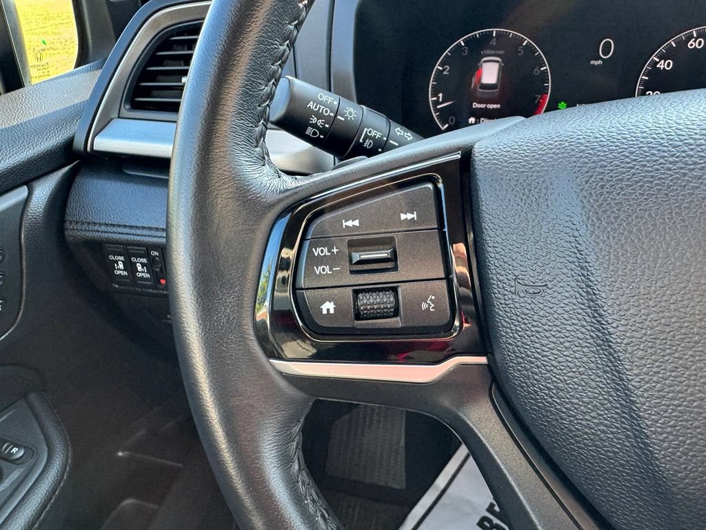Used 2025 Honda Odyssey EX-L image 21