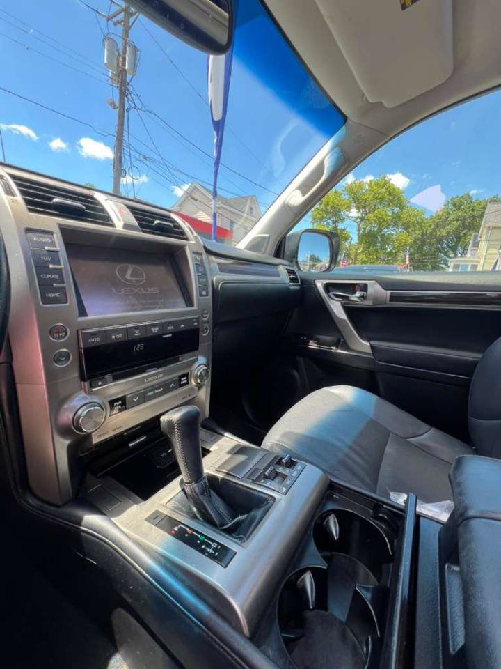 Used 2014 Lexus GX 460 AWD/4WD image 31