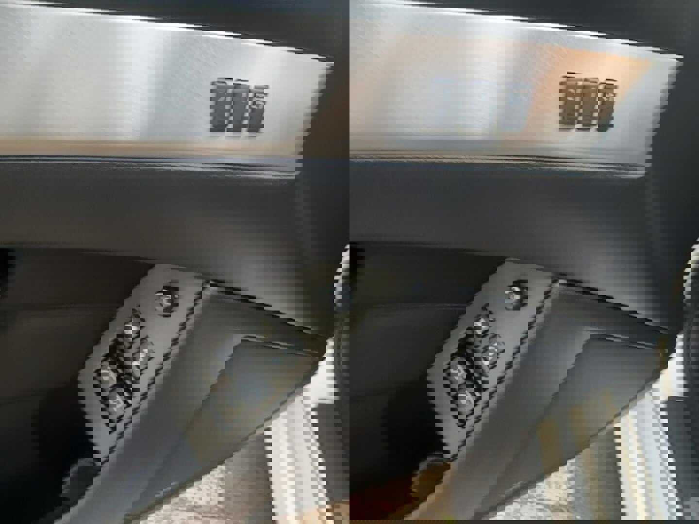 Used 2013 INFINITI G37 x Coupe w/ Premium Pkg image 15