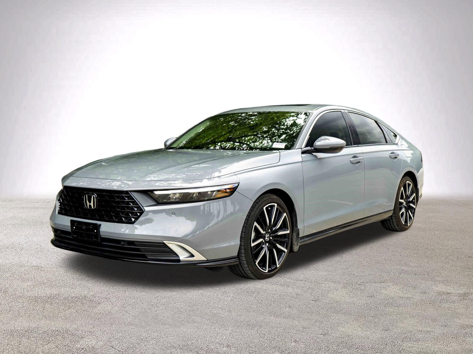 Used 2025 Honda Accord Touring image 5