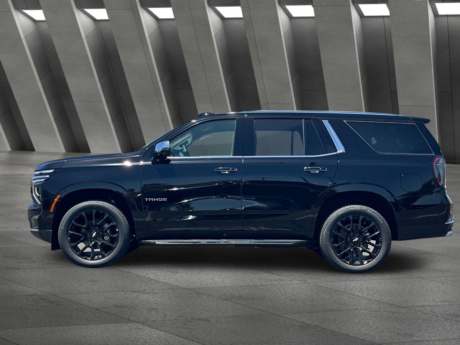 New 2026 Chevrolet Tahoe Premier w/ Sun And Tow Package AWD/4WD image 7