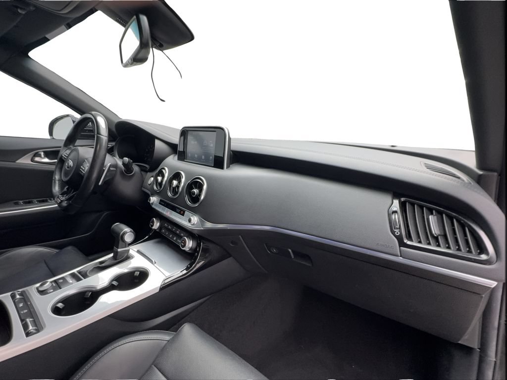 Used 2020 Kia Stinger GT RWD image 32