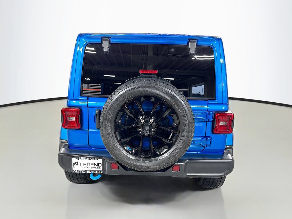 Used 2022 Jeep Wrangler Unlimited Sahara AWD/4WD image 7