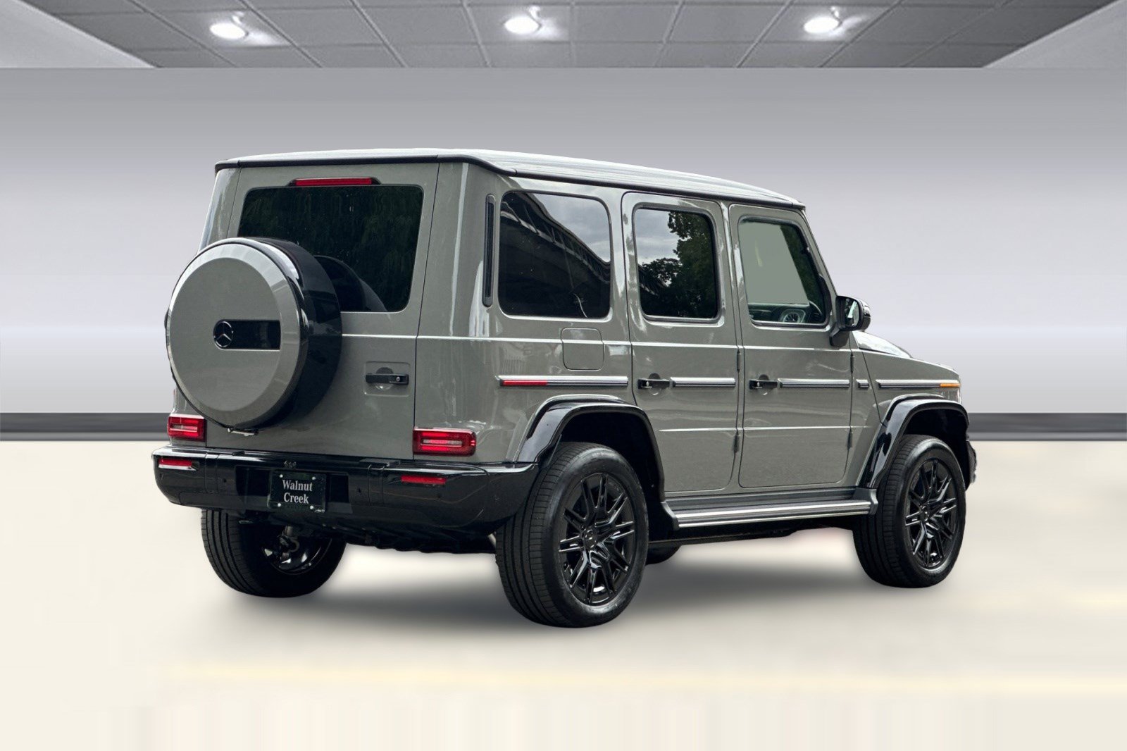 New 2027 Mercedes-Benz G 580 e image 8