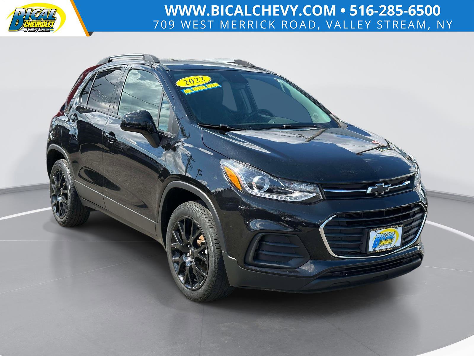 Certified 2022 Chevrolet Trax LT w/ Midnight Edition