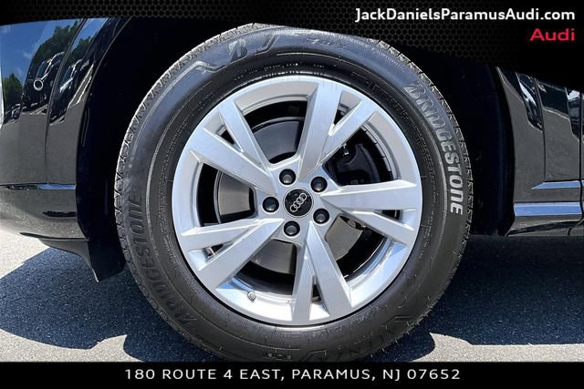 Used 2025 Audi Q5 Premium w/ Convenience Package AWD/4WD image 8