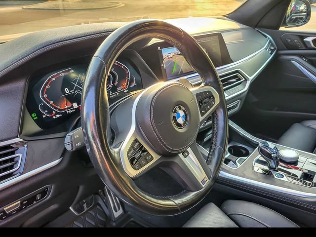 Used 2022 BMW X7 xDrive40i w/ M Sport Package AWD/4WD image 10