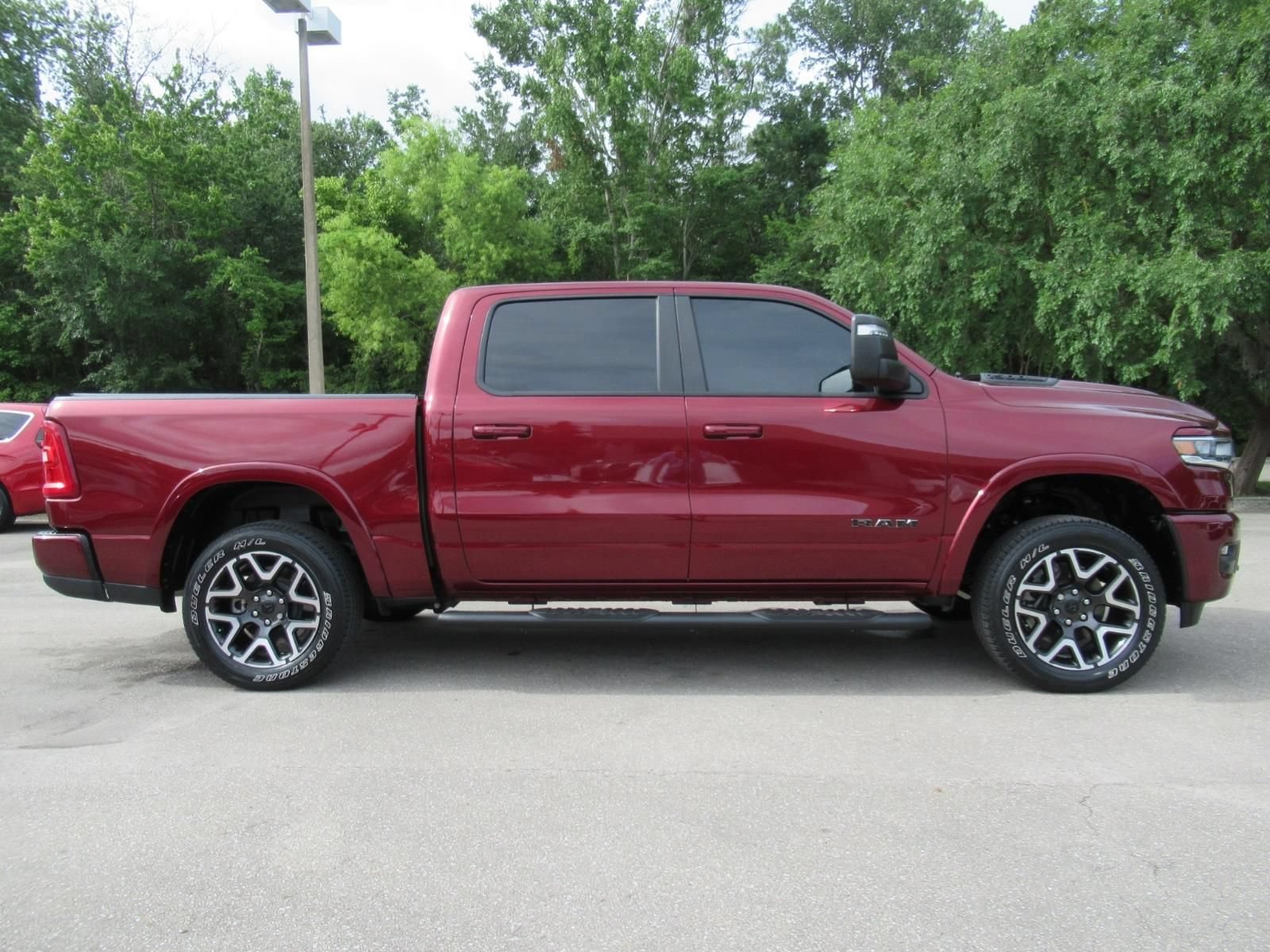 Used 2025 RAM 1500 Laramie w/ Sport Appearance Package AWD/4WD image 2