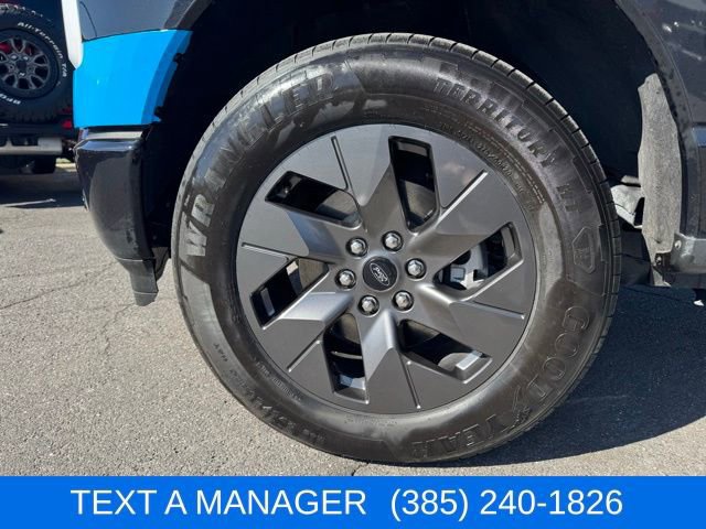 Used 2024 Ford F150 Lightning Flash image 28