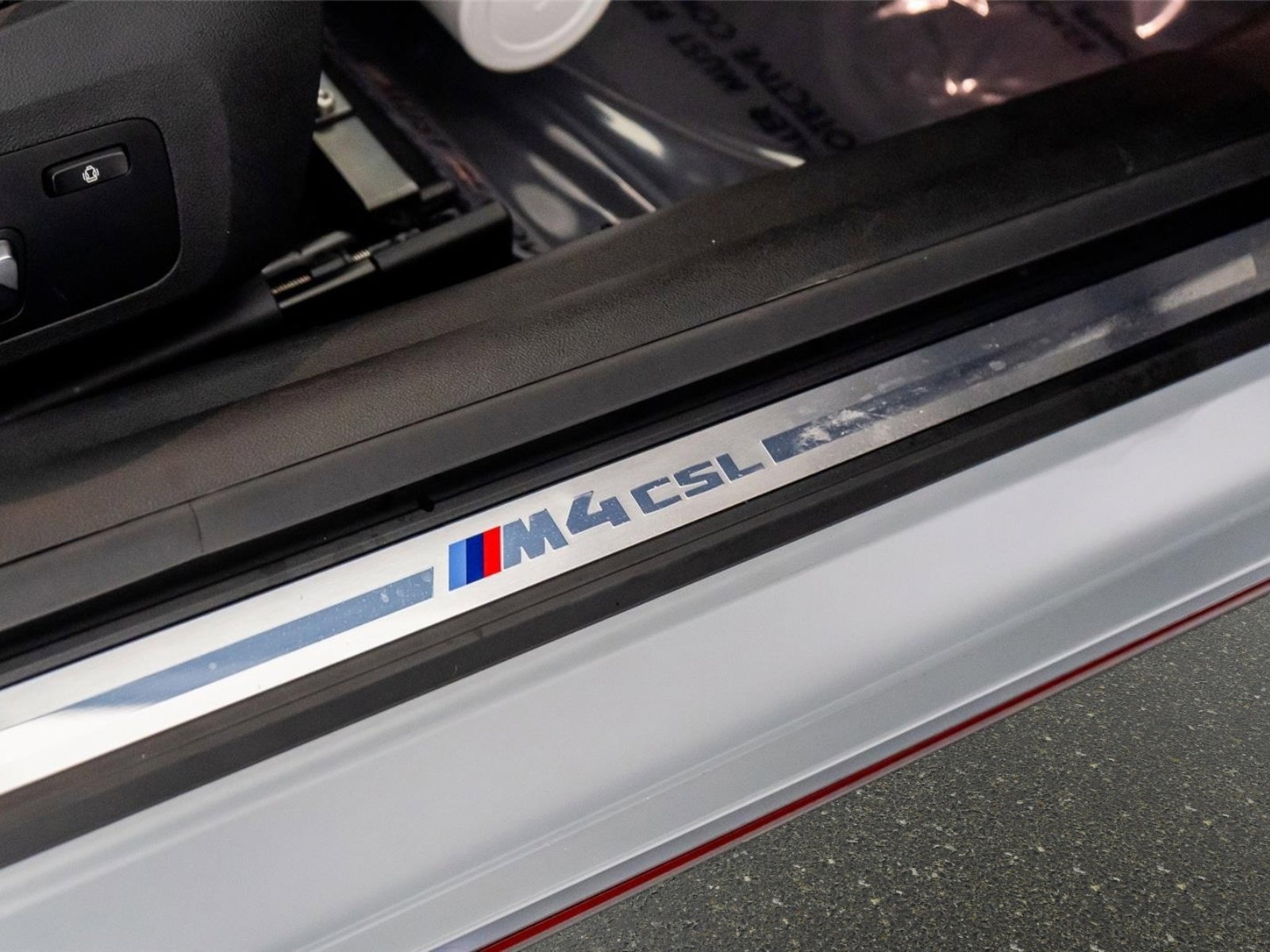 Used 2023 BMW M4 CSL image 35