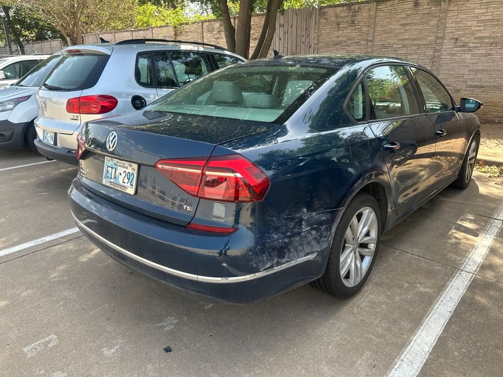 Used 2019 Volkswagen Passat 2.0T Wolfsburg FWD image 3