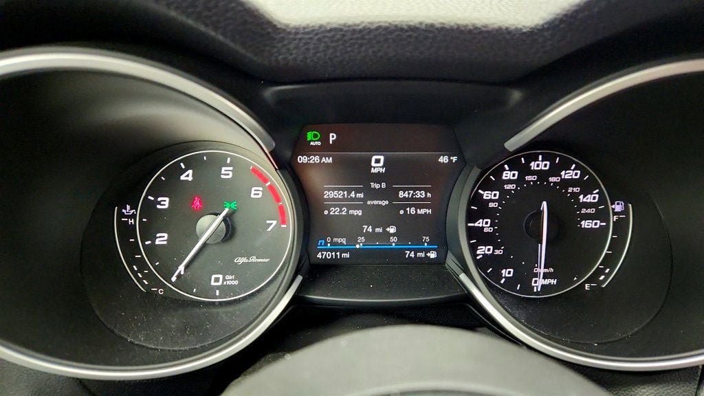 Used 2023 Alfa Romeo Stelvio Sprint image 15