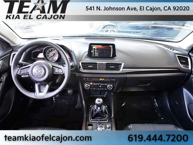 Used 2017 MAZDA MAZDA3 Grand Touring w/ Premium Equipment Package FWD image 19