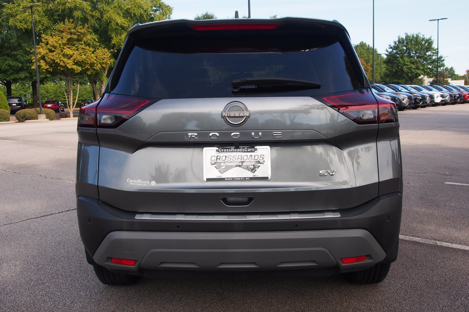 Used 2023 Nissan Rogue SV FWD image 6