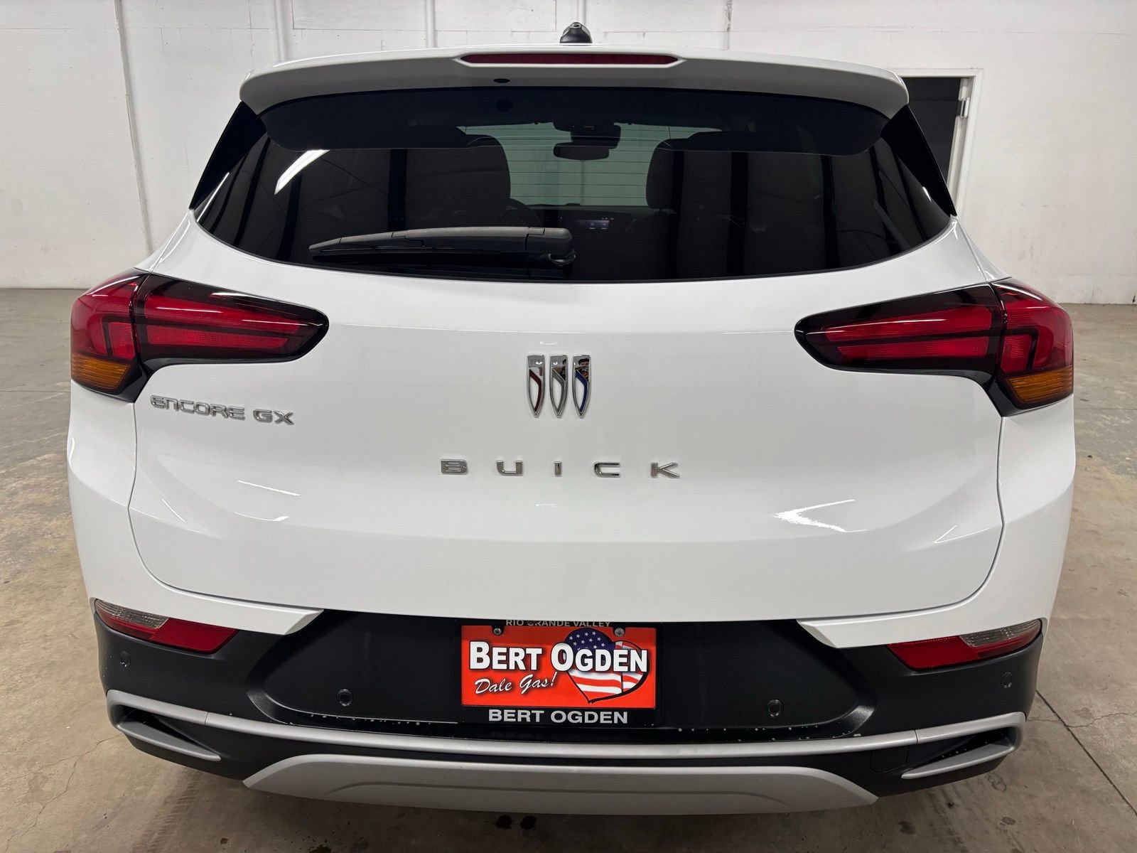 Used 2025 Buick Encore GX Preferred w/ Advanced Technology Package FWD image 6