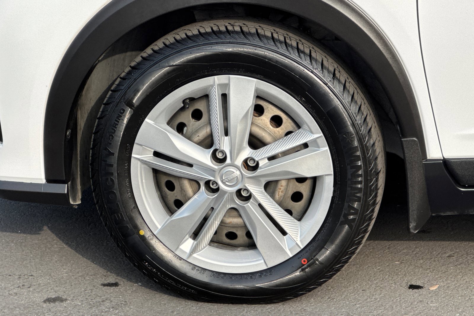 Used 2023 Nissan Kicks S image 25