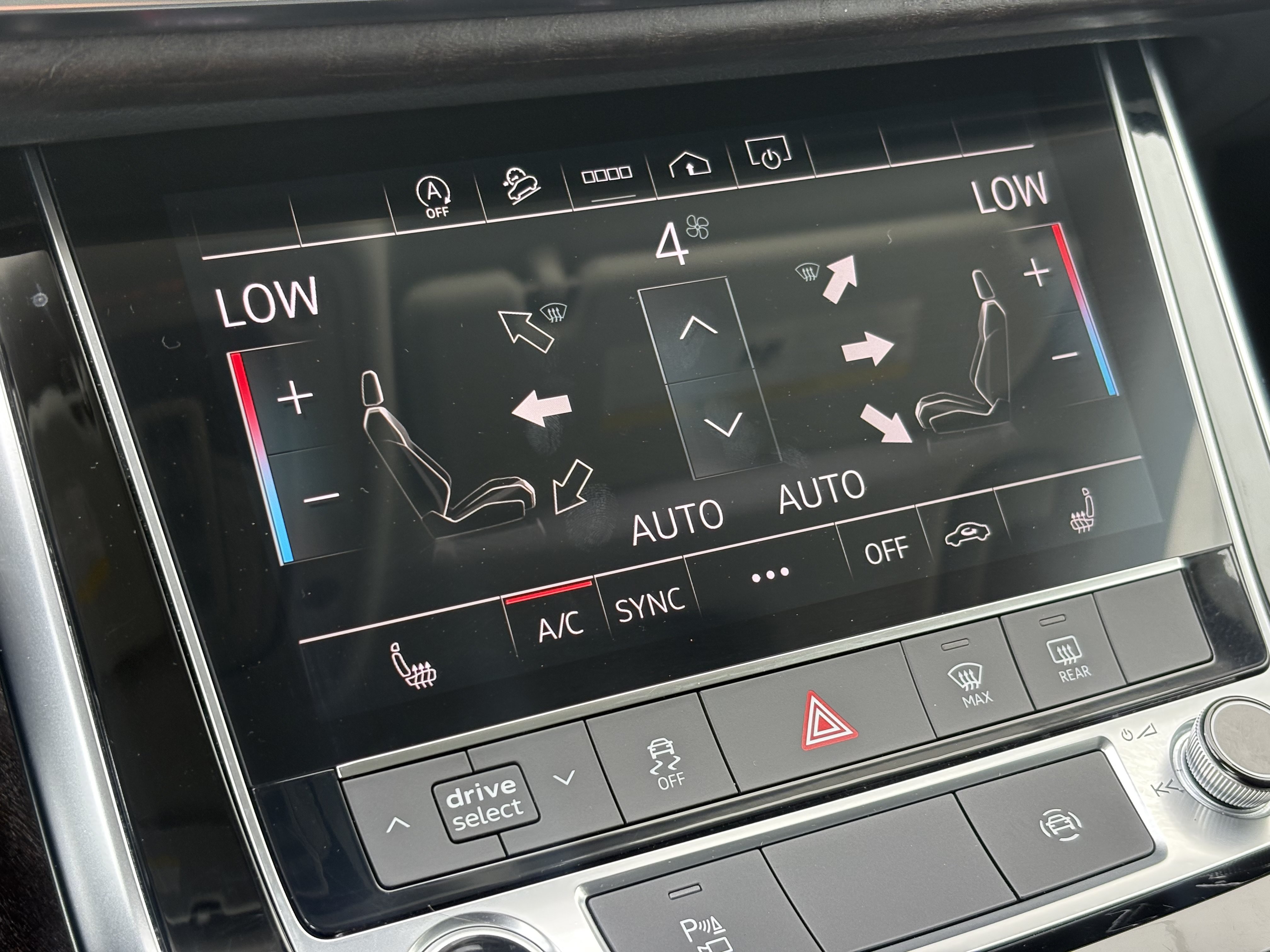 Used 2023 Audi Q8 Premium AWD/4WD image 25