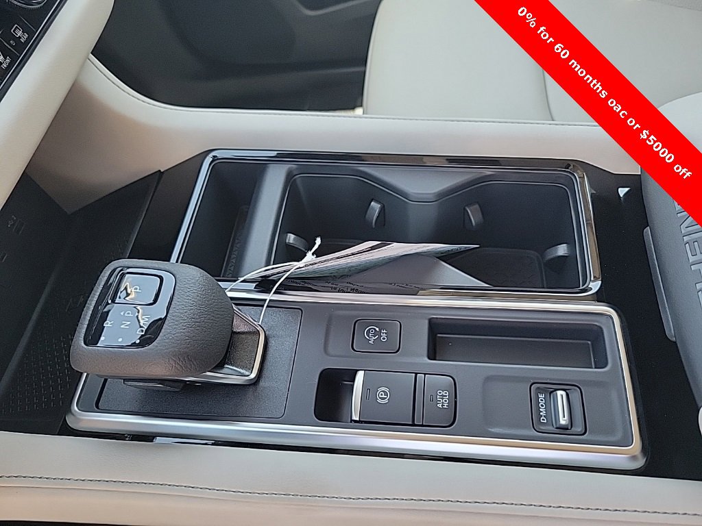 New 2025 Nissan Pathfinder SL w/ SL Premium Package image 29