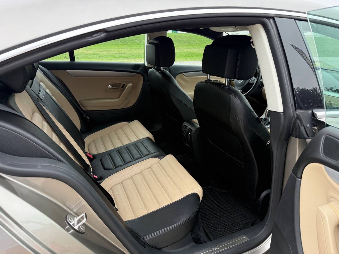Used 2013 Volkswagen CC Sport FWD image 19