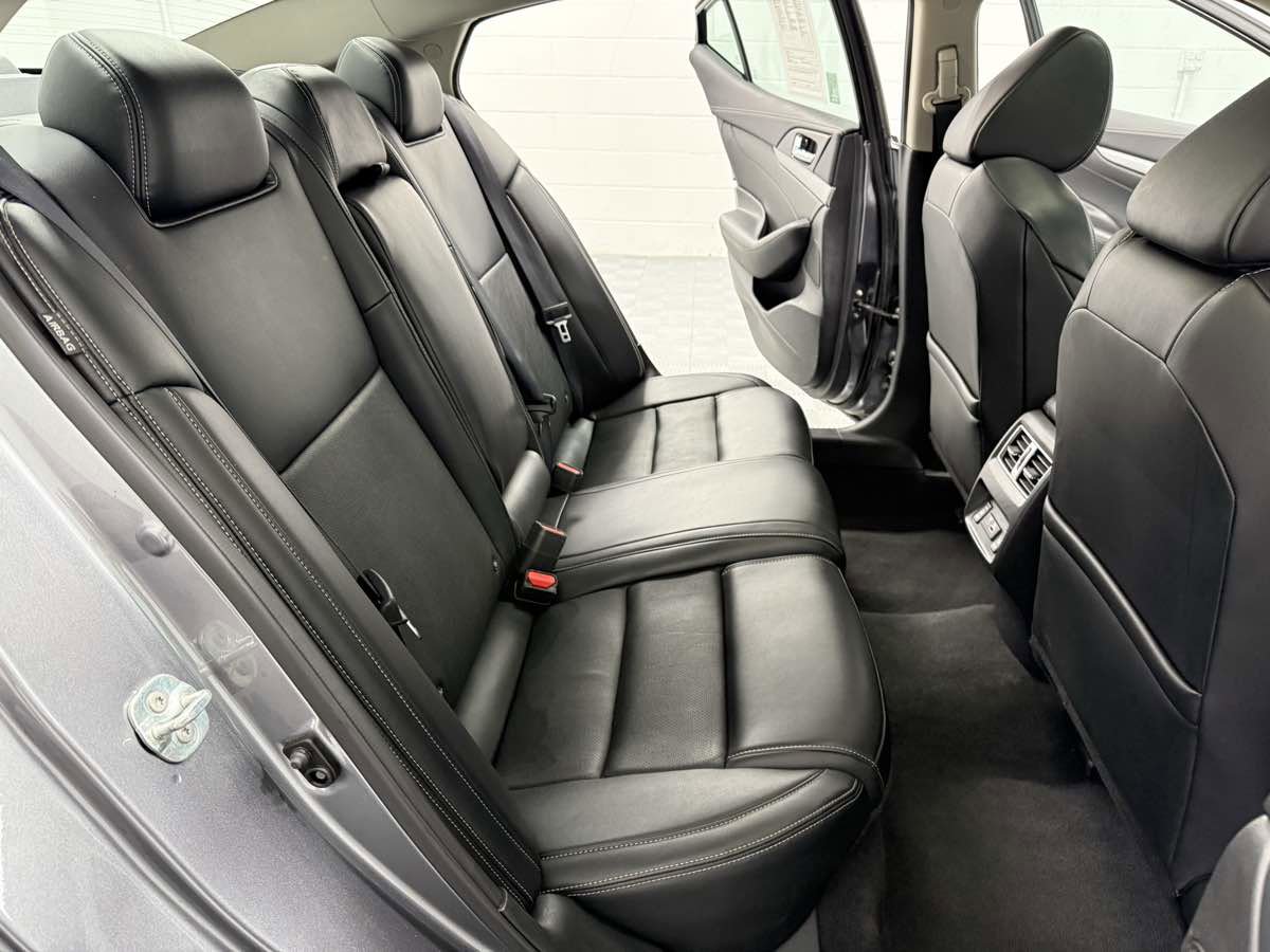 Used 2023 Nissan Maxima SL image 13