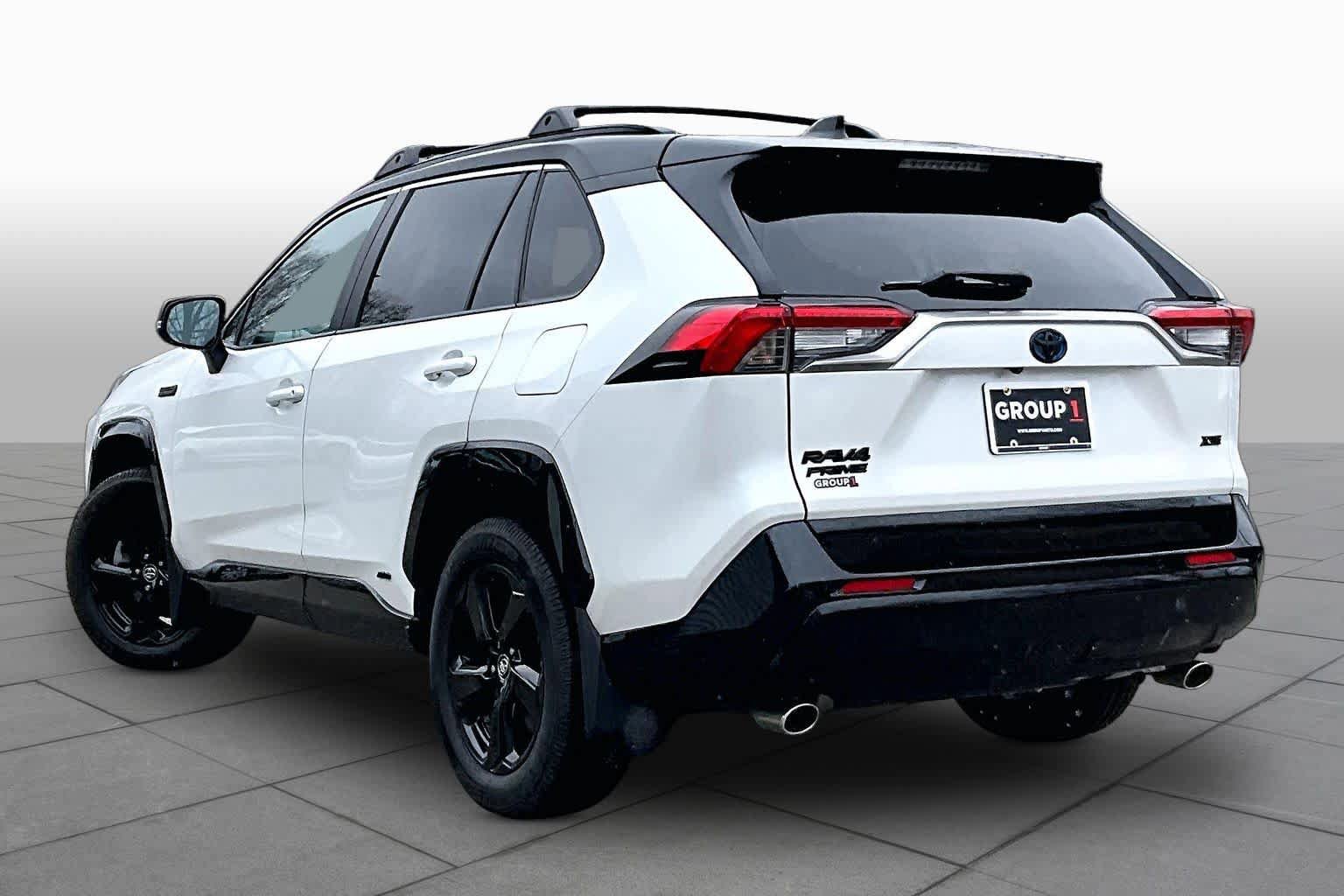 Used 2023 Toyota RAV4 XSE w/ Premium Package AWD/4WD image 12