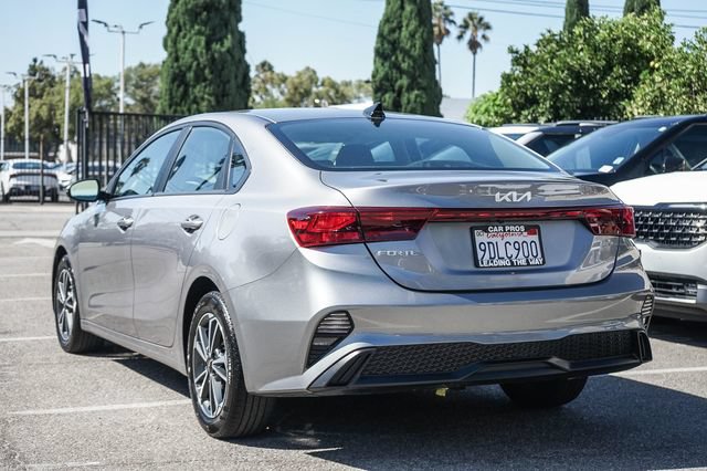 Certified 2023 Kia Forte LXS w/ LXS Technology Package FWD image 8