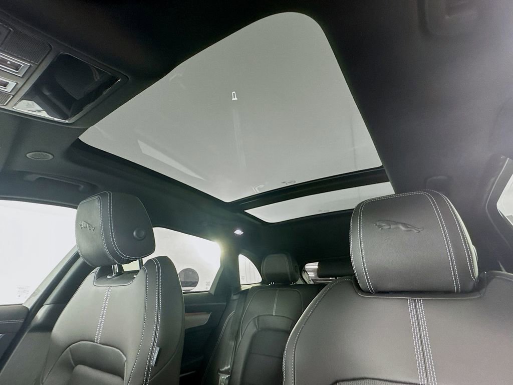 New 2026 Jaguar F-PACE R-Dynamic S image 20