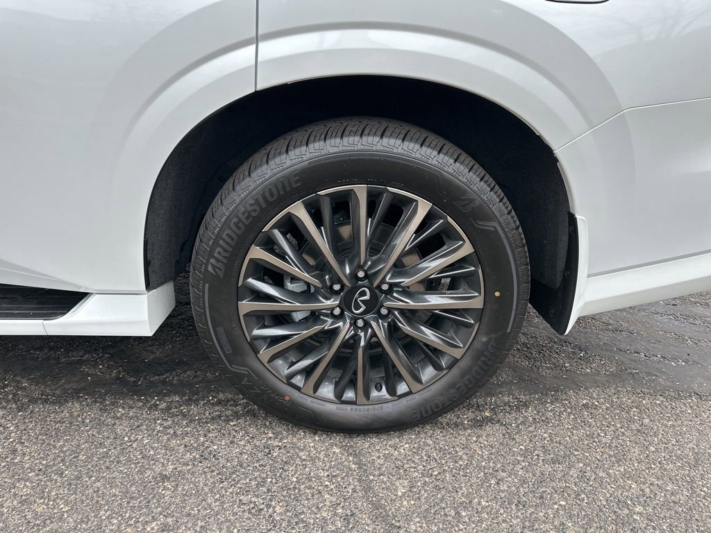 New 2026 INFINITI QX80 Autograph w/ Premium Cargo Package image 11