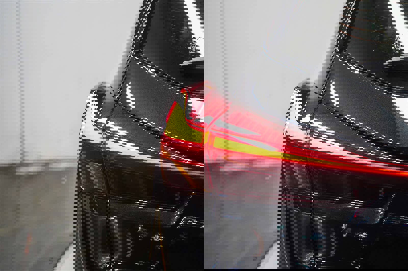 Used 2024 Lexus UX 250h FWD image 11