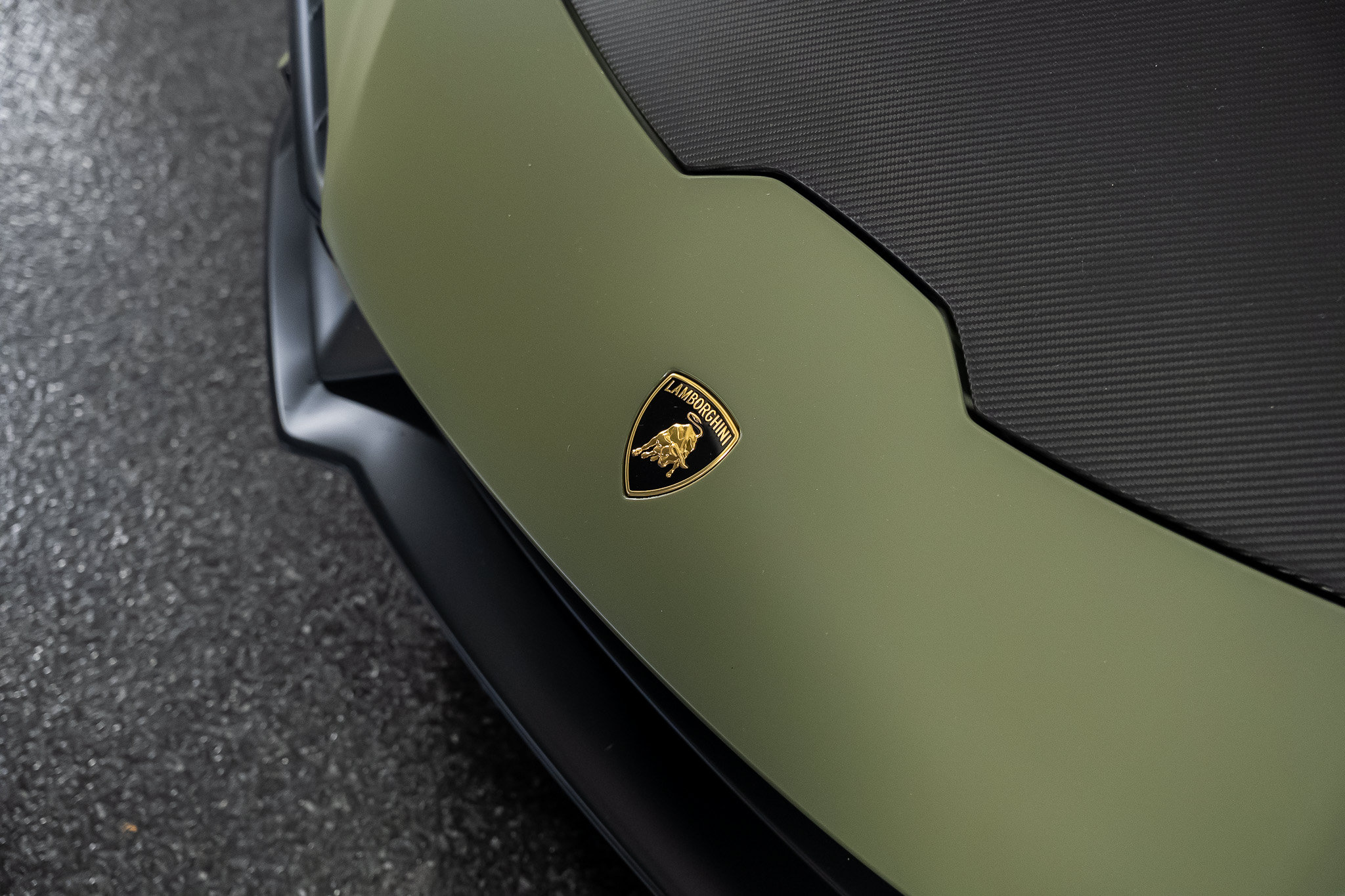 Used 2023 Lamborghini Huracan Tecnica RWD image 9