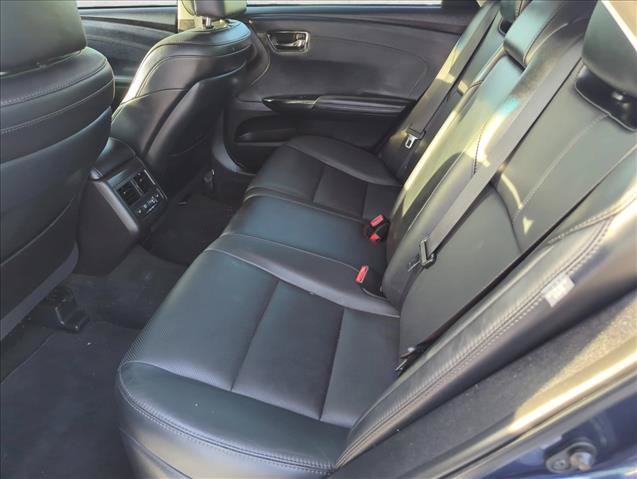 Used 2016 Toyota Avalon Limited FWD image 8