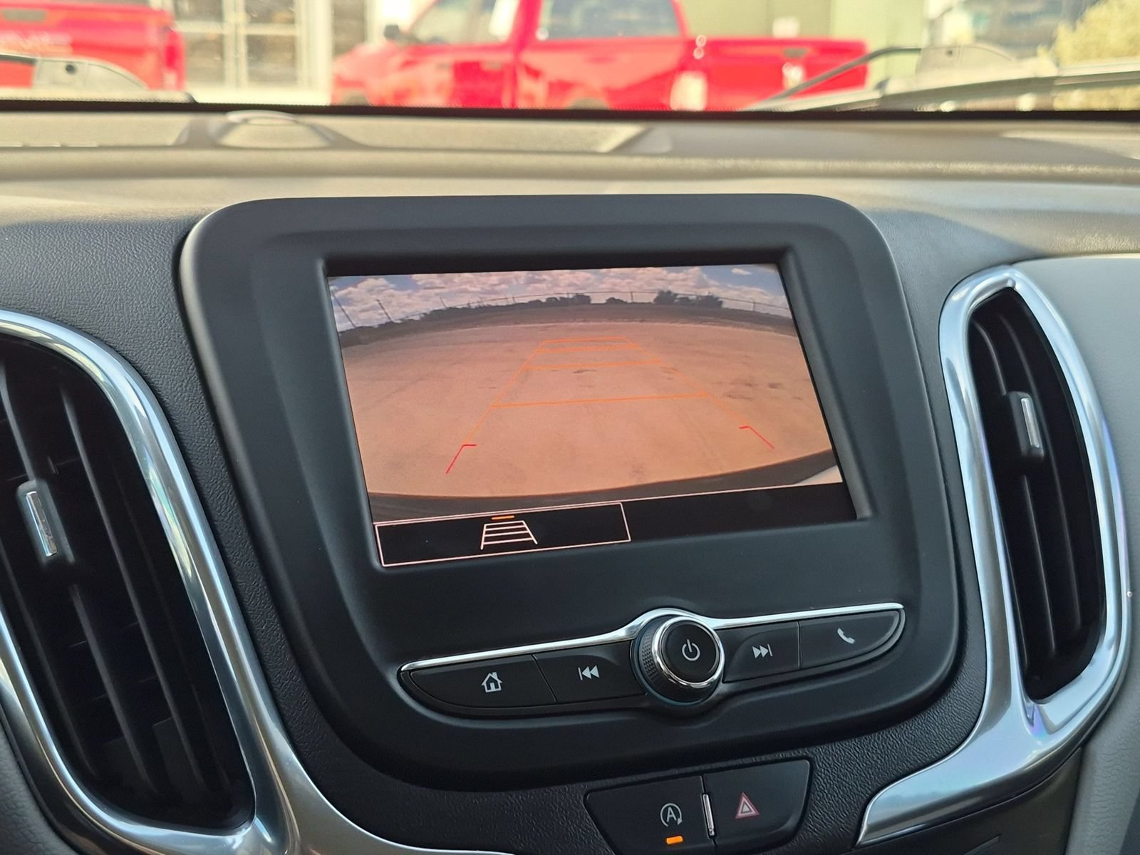 Used 2023 Chevrolet Equinox LS w/ LPO, Cargo Package FWD image 17