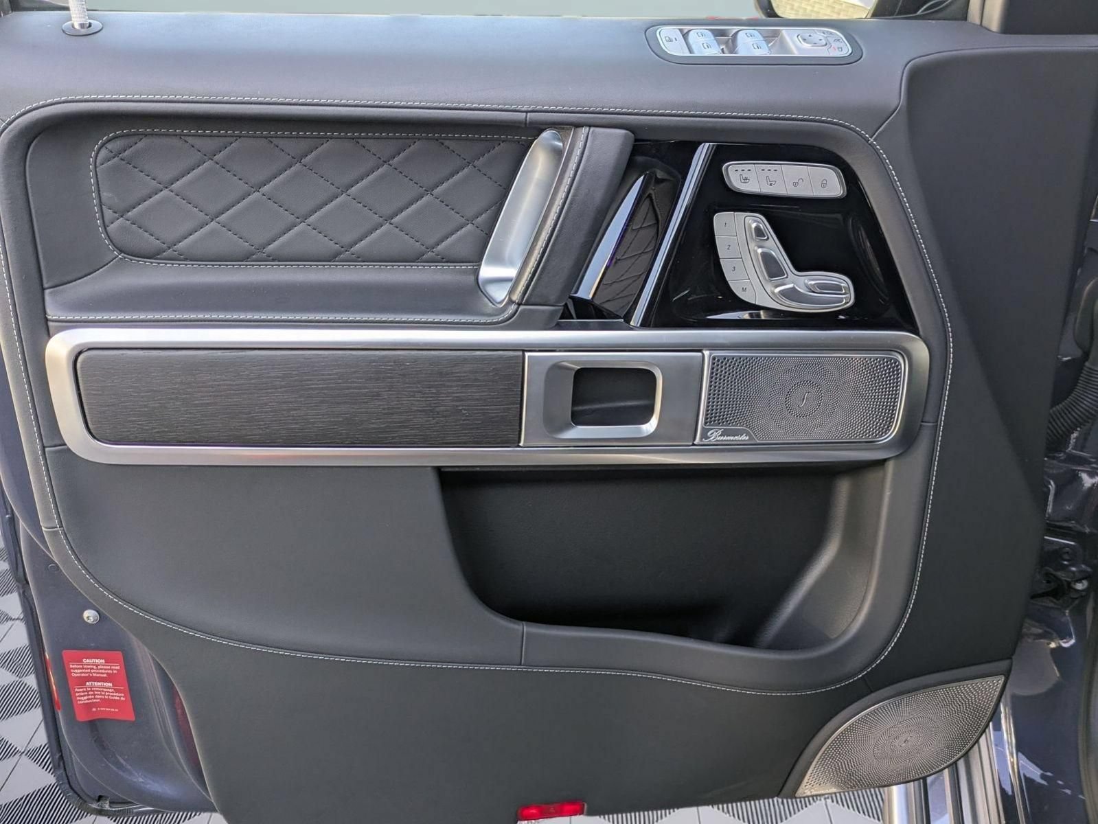 Used 2025 Mercedes-Benz G 550 image 11