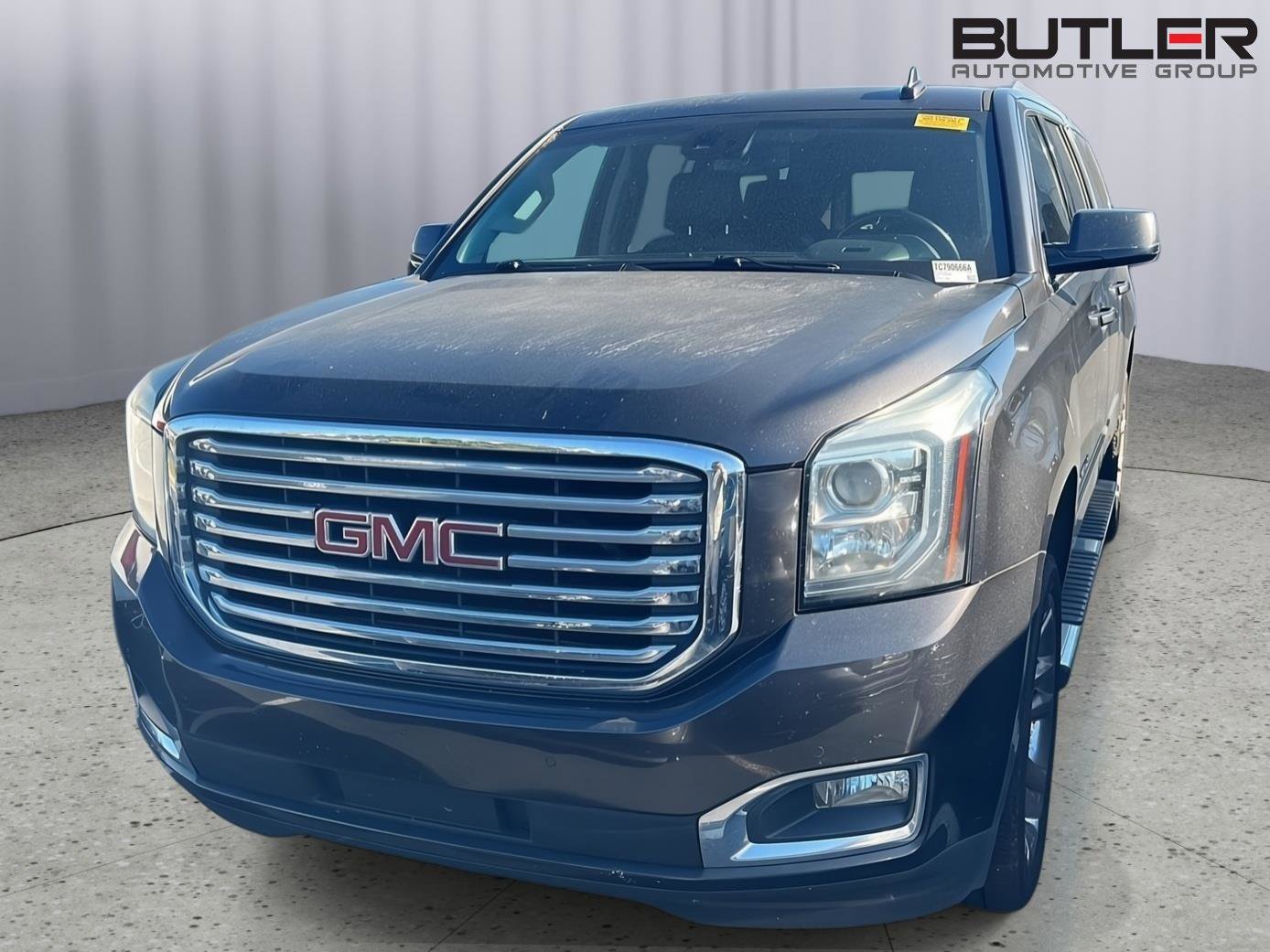 Used 2016 GMC Yukon XL SLT w/ Premium Edition image 5
