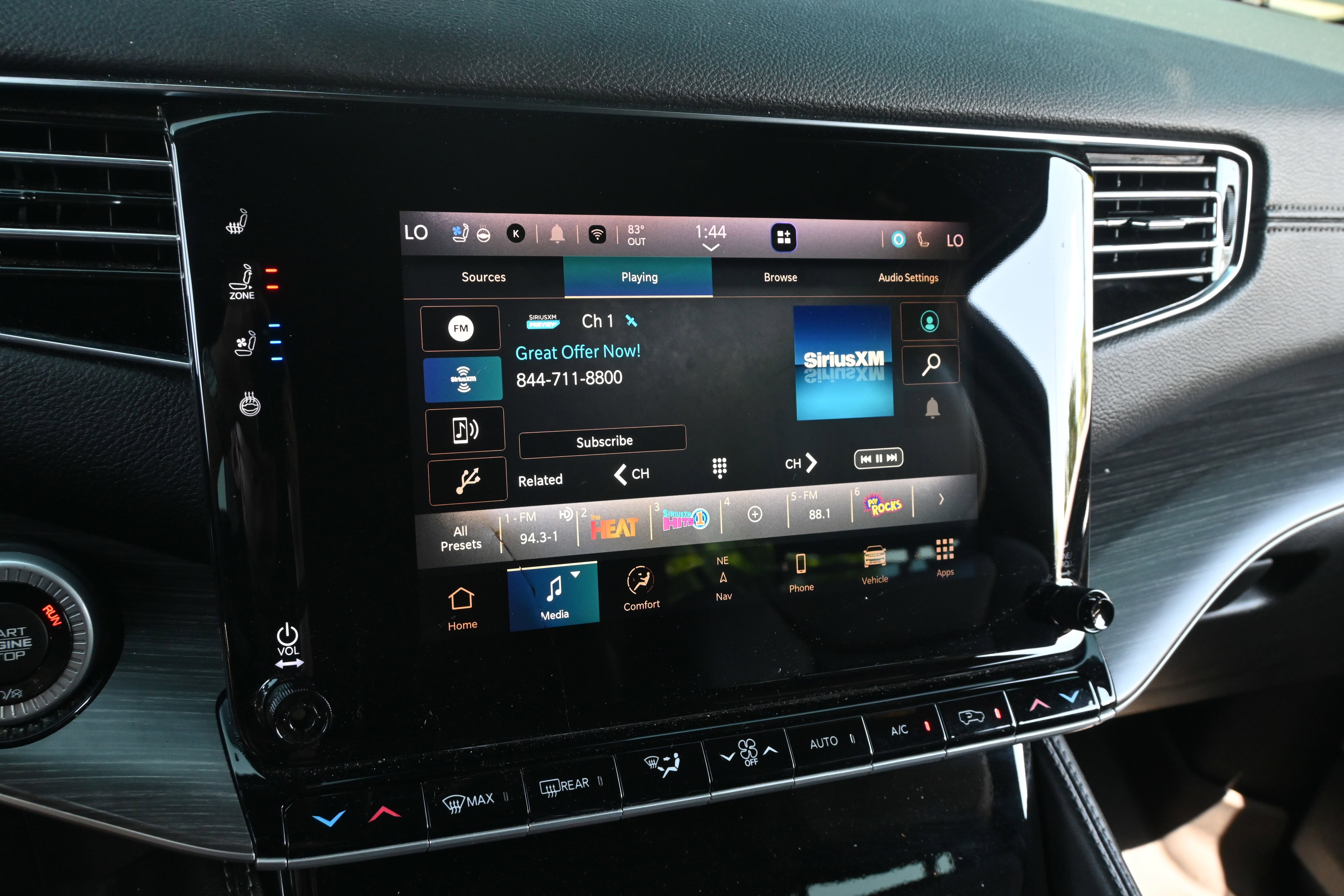 Used 2023 Jeep Wagoneer L Series II RWD image 26